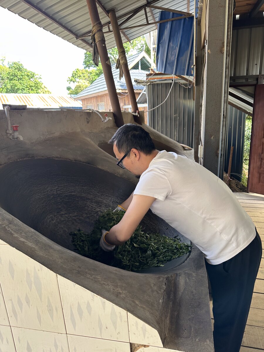 徒手翻炒
