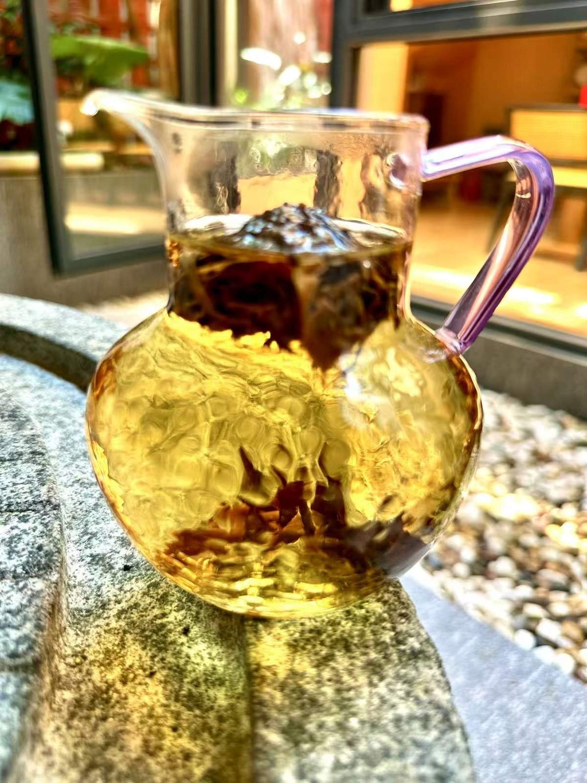 gushu-baicha-dragon-pearl