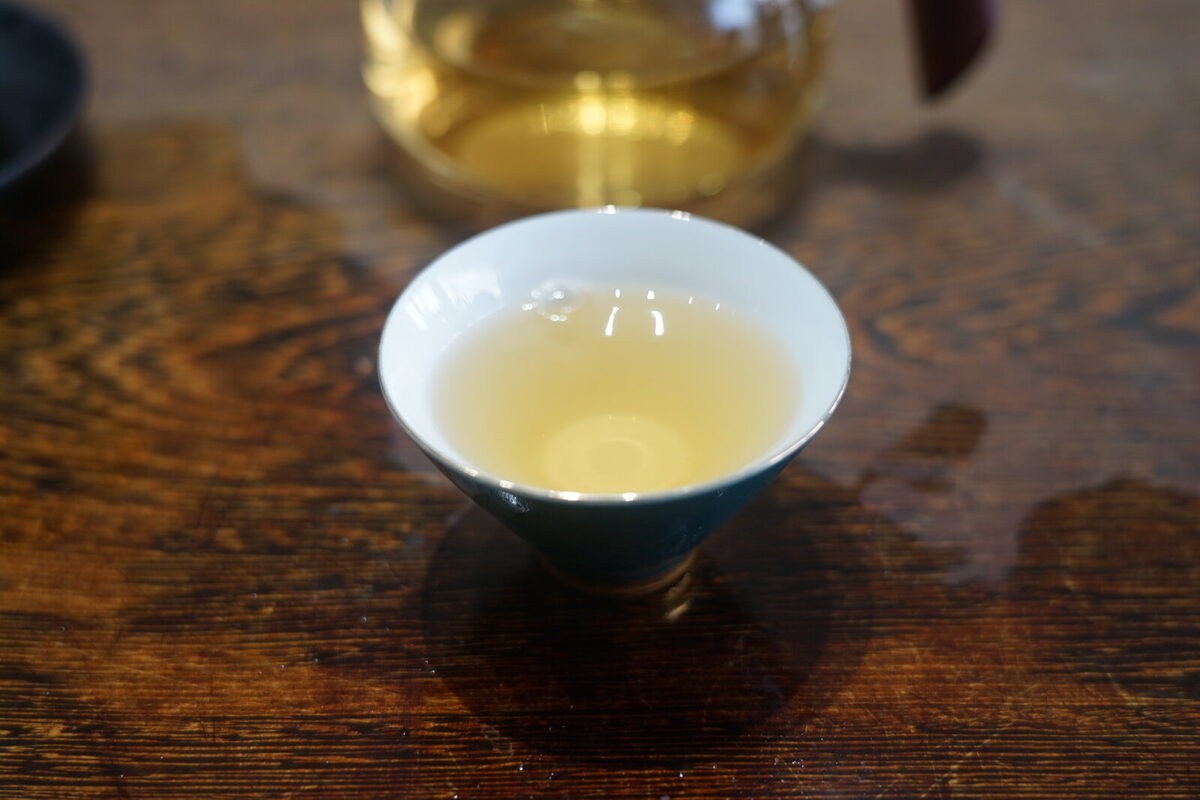 白茶热泡品茗杯特写